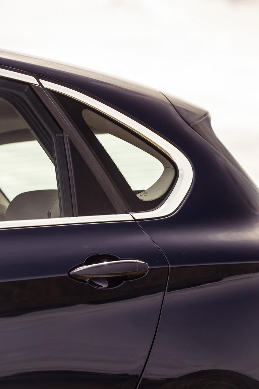  BMW 218d Active Tourer 2014 года  (UK) (фото 79 из 85)